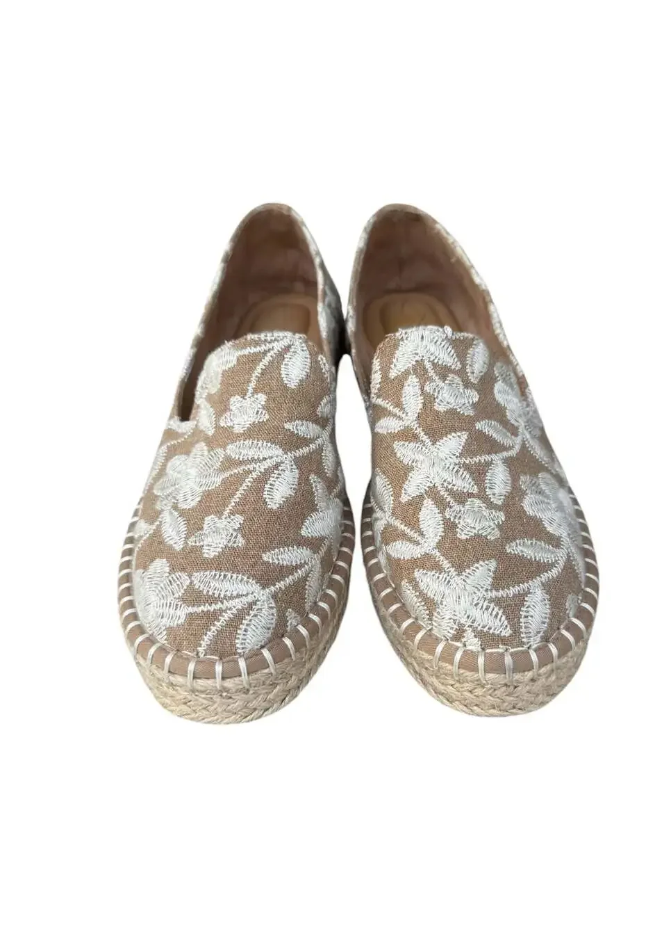 Joie tan white